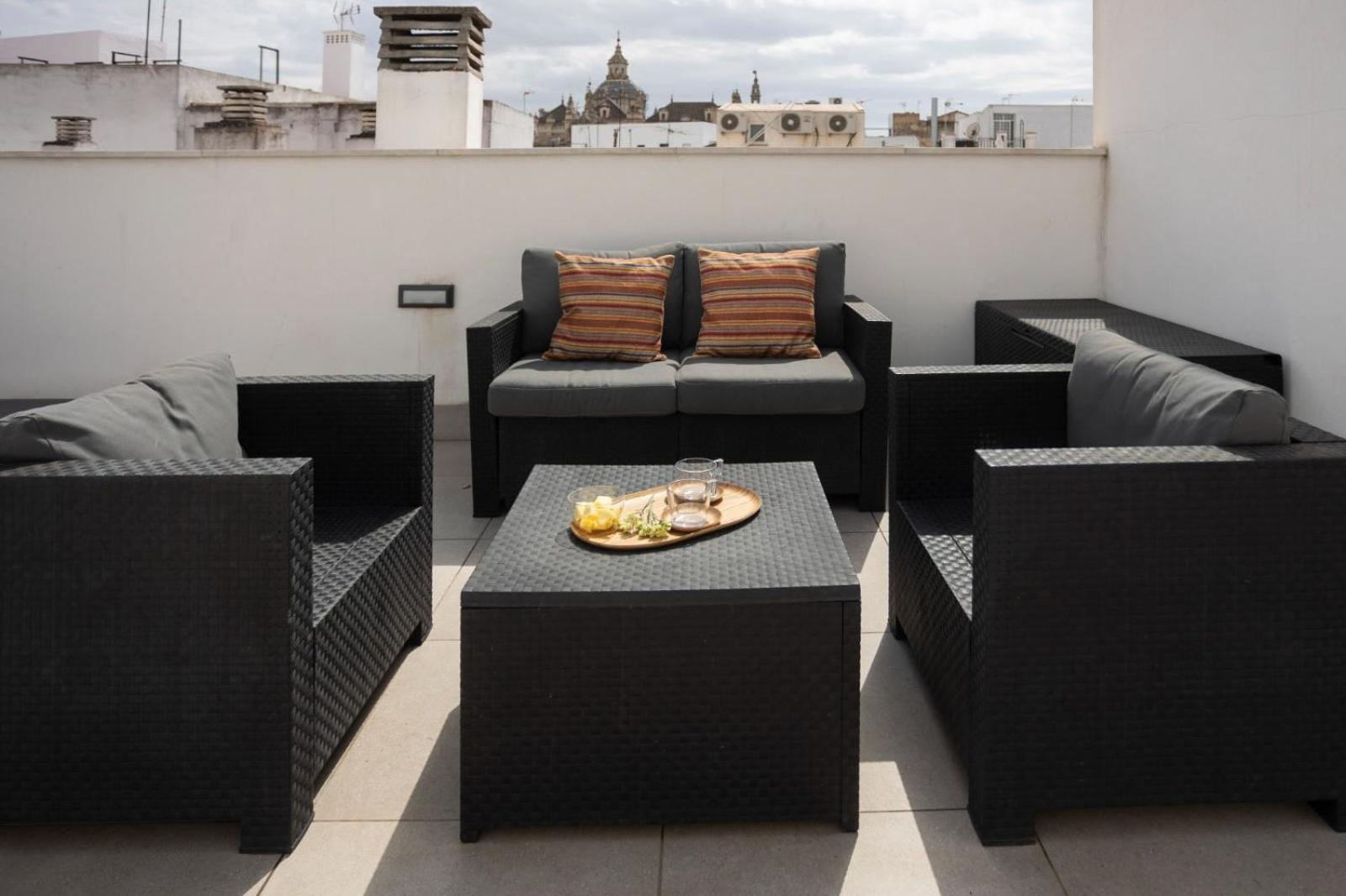 Private & Pool Goyeneta Sevilla Urban Apartment ภายนอก รูปภาพ